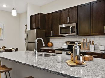 Shaker kitchen cabinets